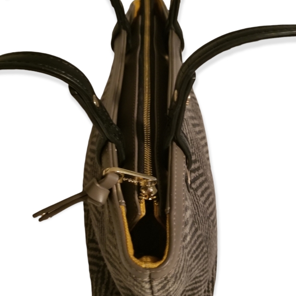 Spartina genuine linen and leather shoulder bag-Lorelai mystic mermaid pattern - Picture 4 of 16